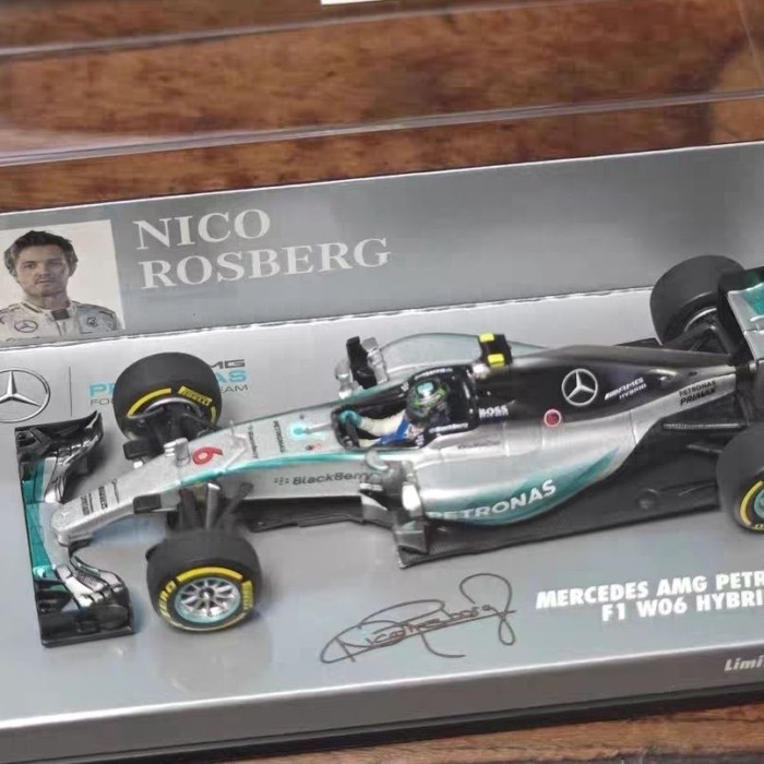 Mini Cut MINICHAMPS 1/43 2015 Mercedes-Benz AMG F1 W06 6 #Roseberg