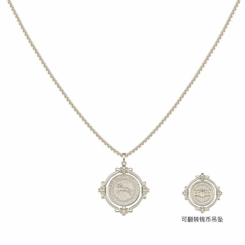 Sanheng สไตล์เดียวกัน {Time Psalm} Original Double-Sided Flip Coin Necklace Old Money Style Pegasus 