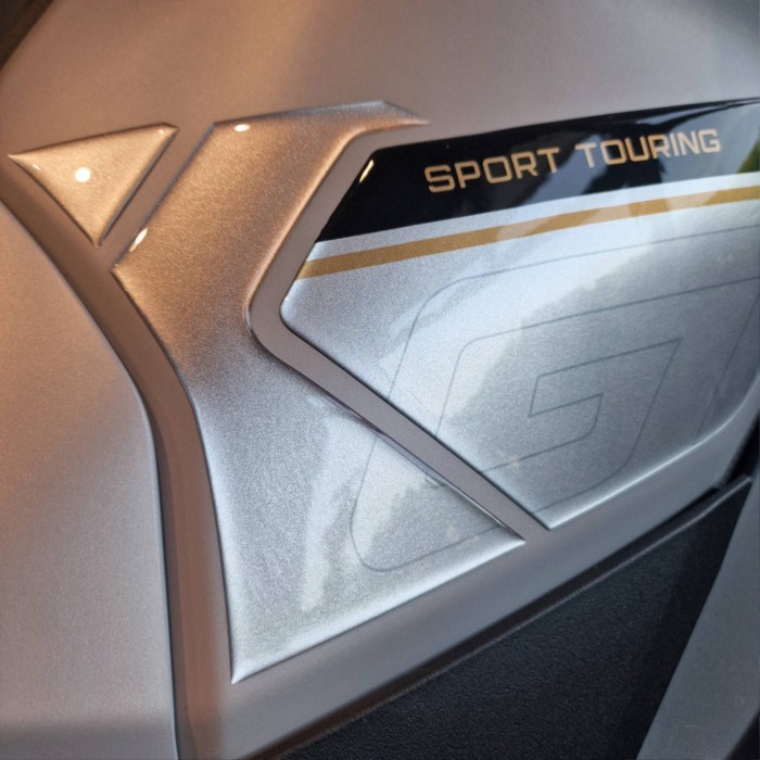 Motorcycle tank pad accessories for Tracer 9 GT Tracer 9 gt Ceramic ice 2025 3D Resin Sticker Anti-