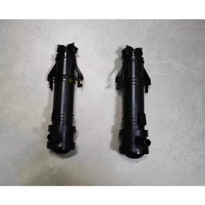 Headlight Washer Pump Washer Nozzle Washer Pump for Volkswagen Touareg 16-18