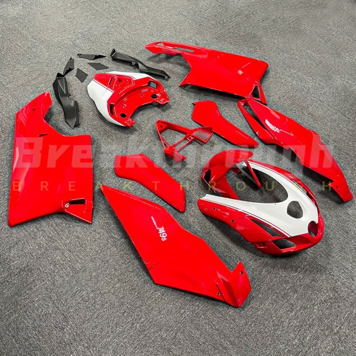 For Ducati 749 749R 749S 999 999S 2003-2004 motorcycle high quality injection model red body cover