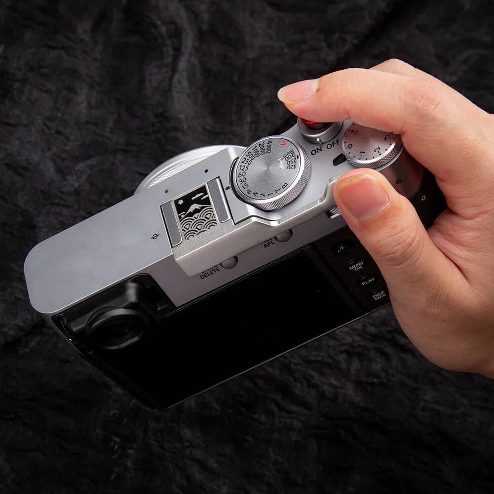 X100VI เสริม Grip สําหรับ FUJIFILM X100V X100VI Thumb Grip X100V โลหะ Thumb Grip พร้อมรองเท้าร้อนฝาค