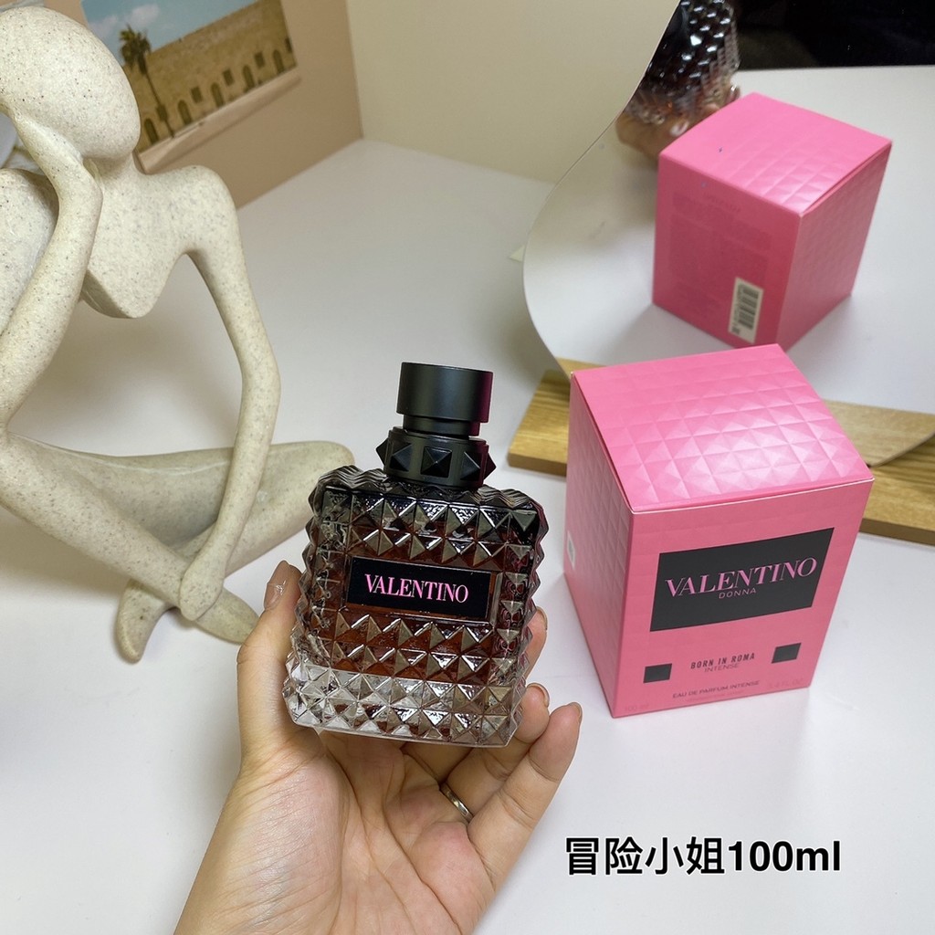 เบาะใหม่ 45 Valentino Donna Born in Roma Intense, 100ml Valentino Donna Born in Roma Intense, 2023 A