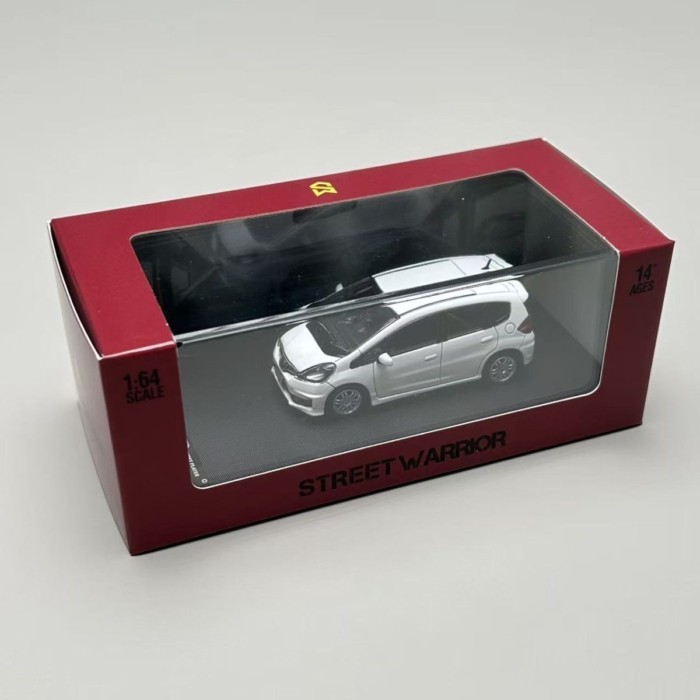 พร้อมสต็อก SW 1: 64 Honda Jazz Fit 2 รุ่น GE8 RS รุ่นรถโลหะผสม StreetWeapon ผลิตภัณฑ์สําเร็จรูป