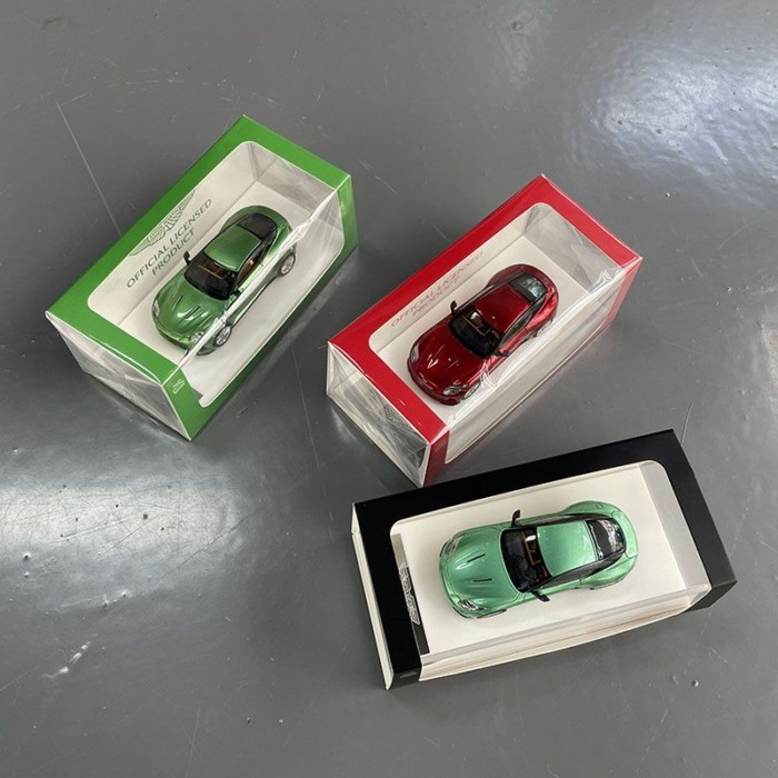 ไฟเล็ก 1: 64 Aston Martin DB12 Aston MartinDB12 โมเดลรถอัลลอย