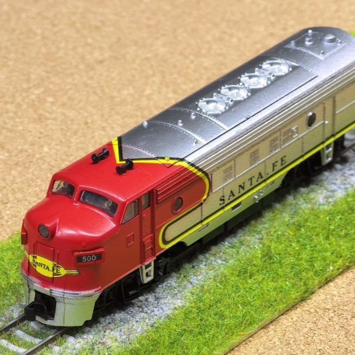 N Type 1/160 N Scale Train Model San Duffy Internal Combustion Locomotive Alloy Train Model