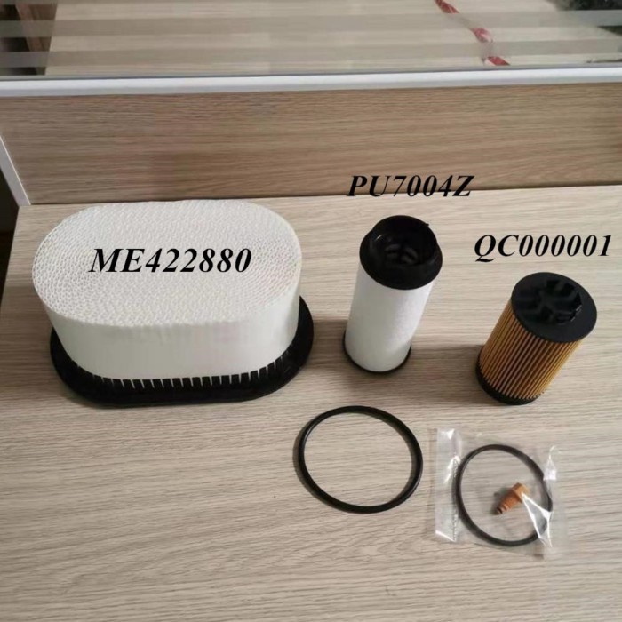 3 pieces Of Air Filter ME422880 Fuel Filter PU7004Z Oil Fulter QC000001 For MITSUBISHI Heavy Duty T