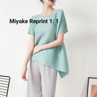 Miyake เสื้อยืดคอกลม แขนสั้น จับจีบ ทรงหลวม ทรงไม่สมมาตร ขนาดใหญ่ แฟชั่นฤดูร้อน สําหรับผู้หญิง