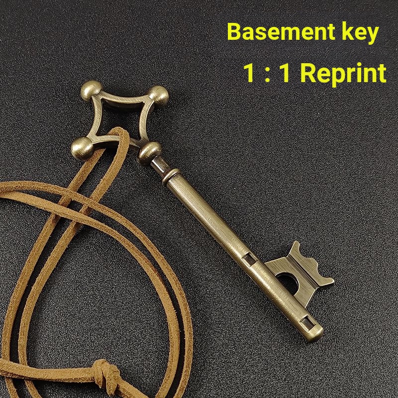 Attack on Titan สร้อยคอ Allen Basement Collision Key จี้อะนิเมะอุปกรณ์ต่อพ่วง cos Props Retro Key Haonan Sundries Club WP2M