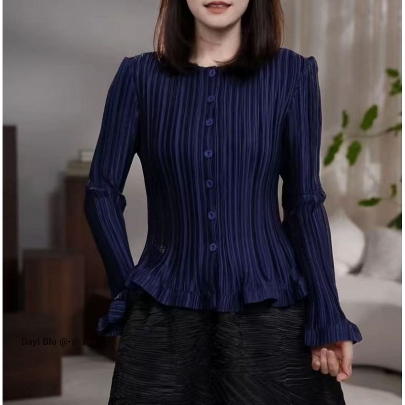 เสื้อผ้าจับจีบ จีบ South Oil Original Single Classy เสื้อสเวตเตอร์ถัก Line Glossy Lotus Leaf Design สไตล์เกาหลี Slim-fit Top ผู้หญิงผู้หญิง Elegant