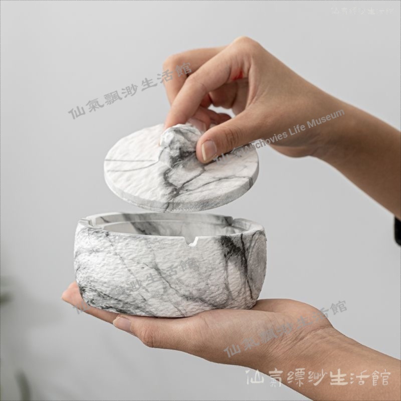 ที่เขี่ยบุหรี่พร้อมฝาปิด Nordic Ashtray Ashtray Ashtray ของขวัญห้องนั่งเล่นสํานักงานแฟชั่นห้องนอนมูล