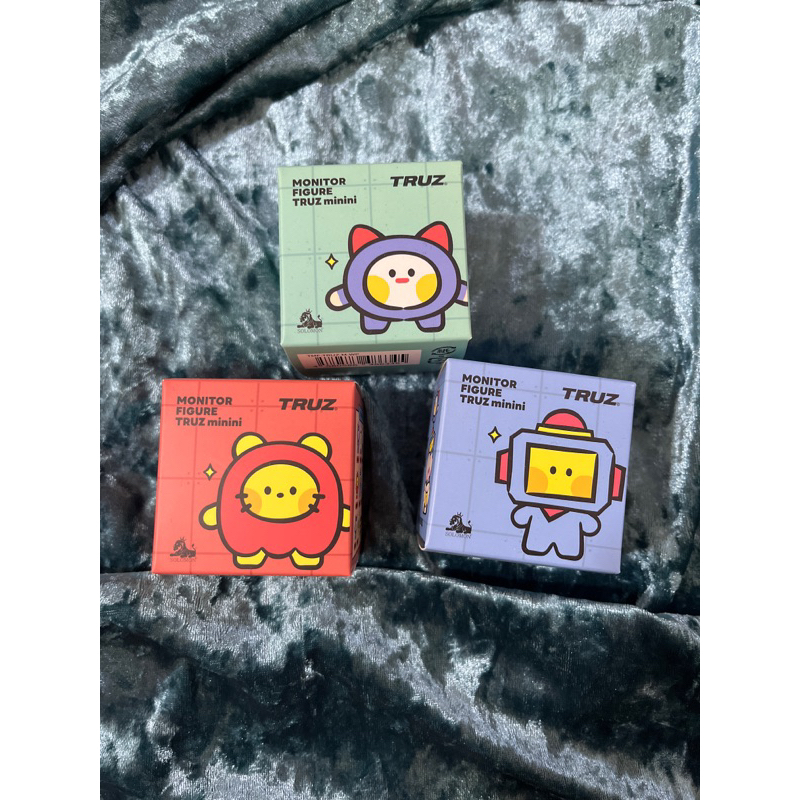 Treasure TRUZ Minini Monitor Figure