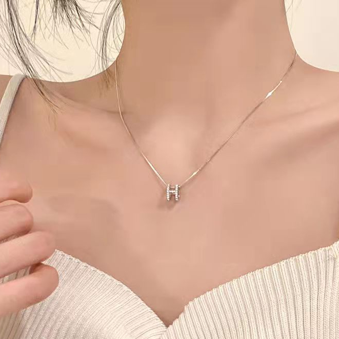 สร้อยคอโซ่ จี้ตัวอักษร H สไตล์ญี่ปุ่น และเกาหลี เครื่องประดับ สําหรับผู้หญิง นักเรียน