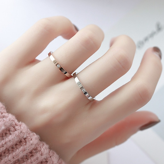 แหวนเหล็กไทเทเนียม ประดับเพชร ป้องกันอาการแพ้ ไม่ซีดจาง ระดับไฮเอนด์ - รูปที่ 2