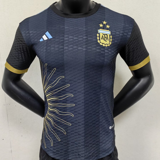 เสื้อกีฬาแขนสั้น ลายทีมชาติฟุตบอล Argentina Sun 23 24 ชุดเหย้า สีดํา สําหรับผู้ชาย