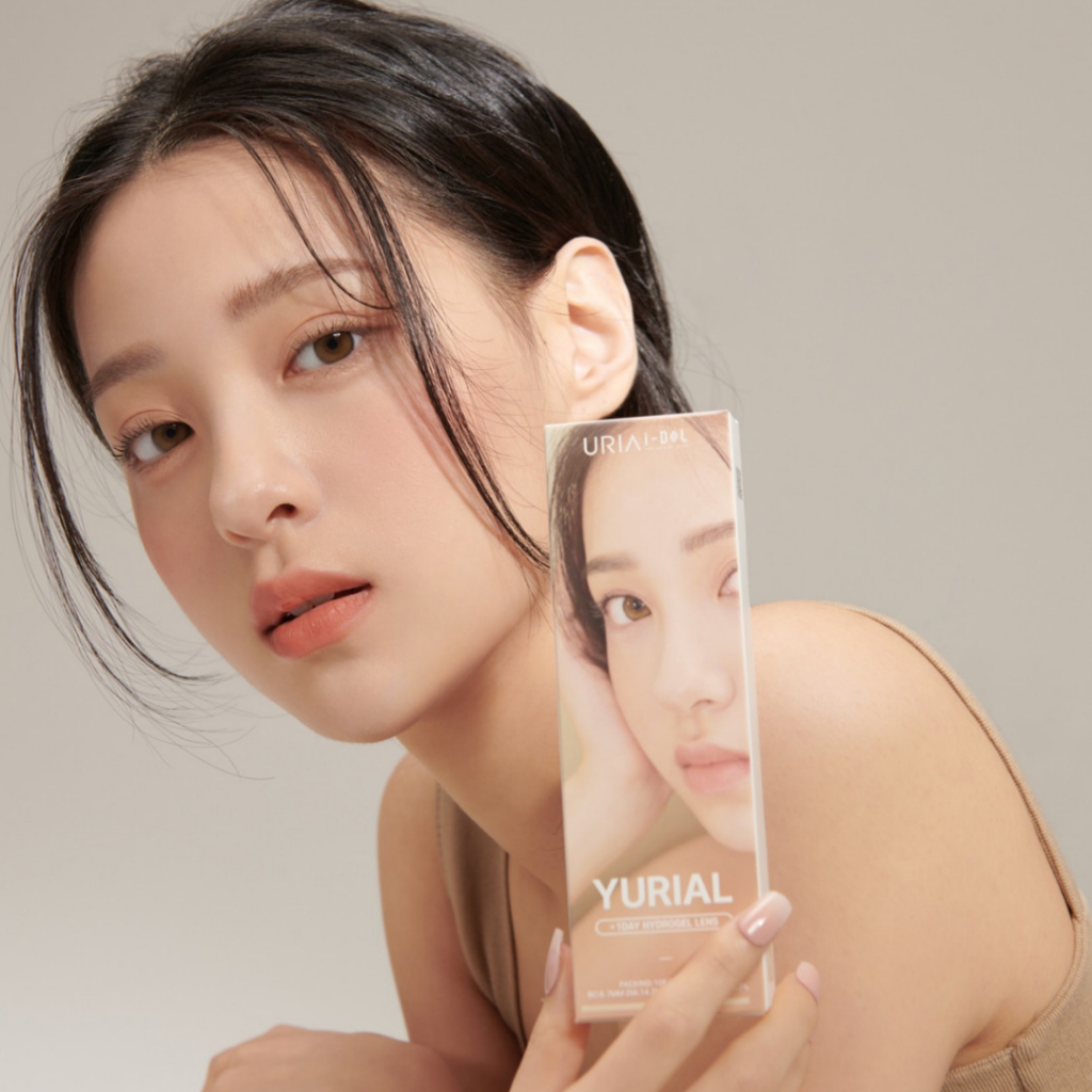 [พร้อมส่ง] "YURIAL" Idol เลนส์สี 1 ชุด (รายเดือน 1 ชุด) - เซรั่ม สีน้ําตาล
