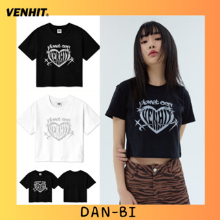 [VENHIT] เสื้อครอป แขนสั้น ลายหัวใจ ดาวเคราะห์ สไตล์เกาหลี น่ารัก 2 สี 3 ขนาด สําหรับผู้หญิง