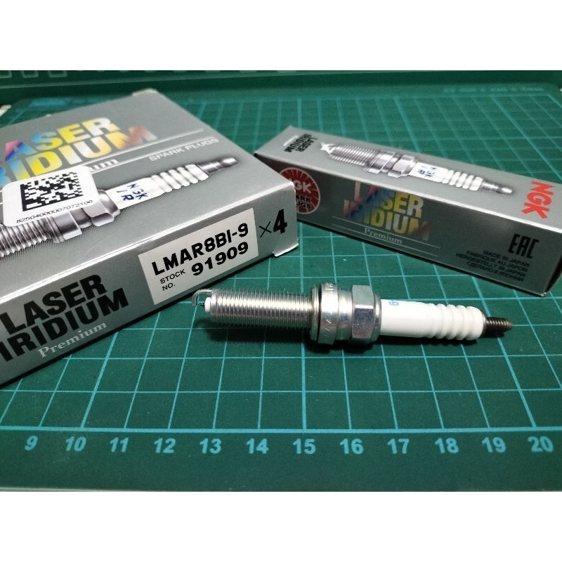 หัวเทียน NGK Laser Iridium LMAR8BI-9; Moto DX LMAR8ADX-9S Yamaha X-MAX300