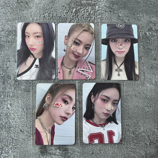 ITZY Kill My Doubt STANDARD ver. Photocard Black