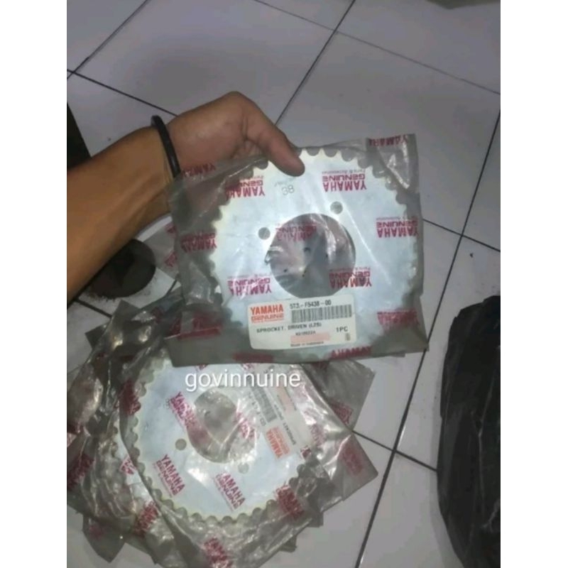 เกียร์หลัง 38t 38 t yamaha v75 v80 l2g l2s l2super l2 g l2 s super original nos