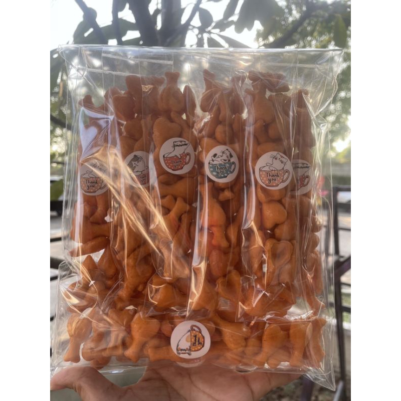 น่องทอง 5 รส แบบแพ็ค (1 แพ็ค มี 12 ถุง) 50 บาท