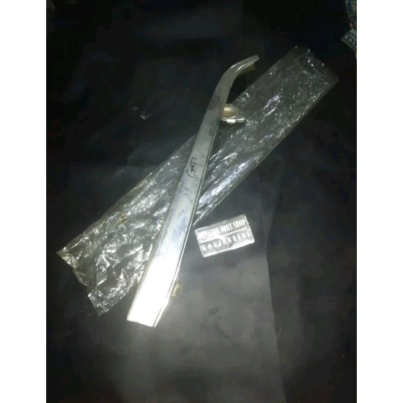Katengkas ketengkas ฝาครอบโซ่ suzuki gt100 gt125 gt150 gt185 gt 100 gt 125 gt 150 gt 185 เก่าสต็อก n