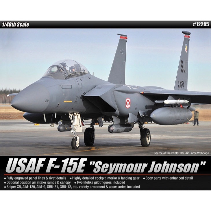 Academy Hobby Model Kit – 1/48 USAF F-15E Seymour Johnson, Precision Aircraft with Weapons & Decals