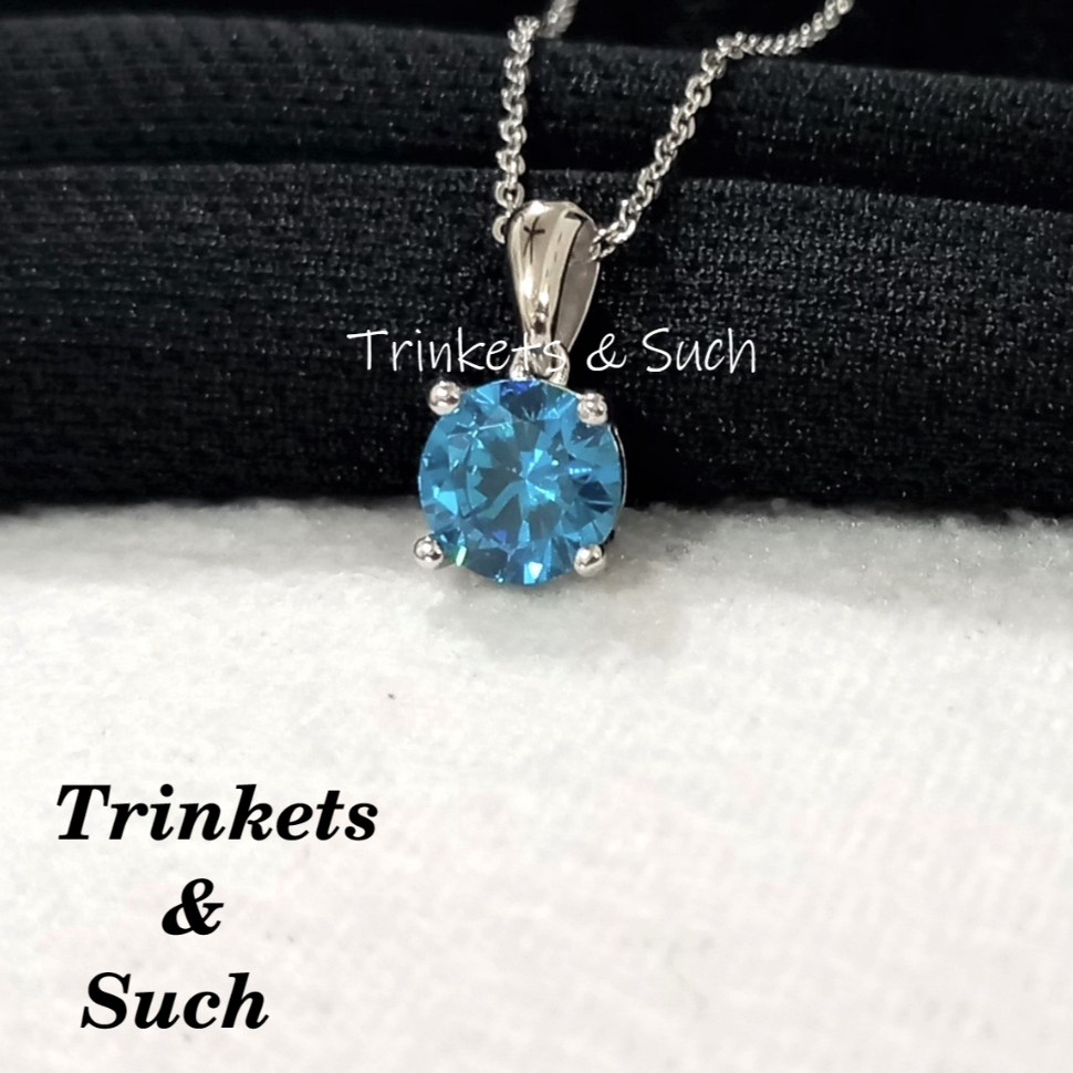 สร้อยคอ Solitaire 2ct VVS Grade London Blue Diamond Simulant ในเงินแท้ 925