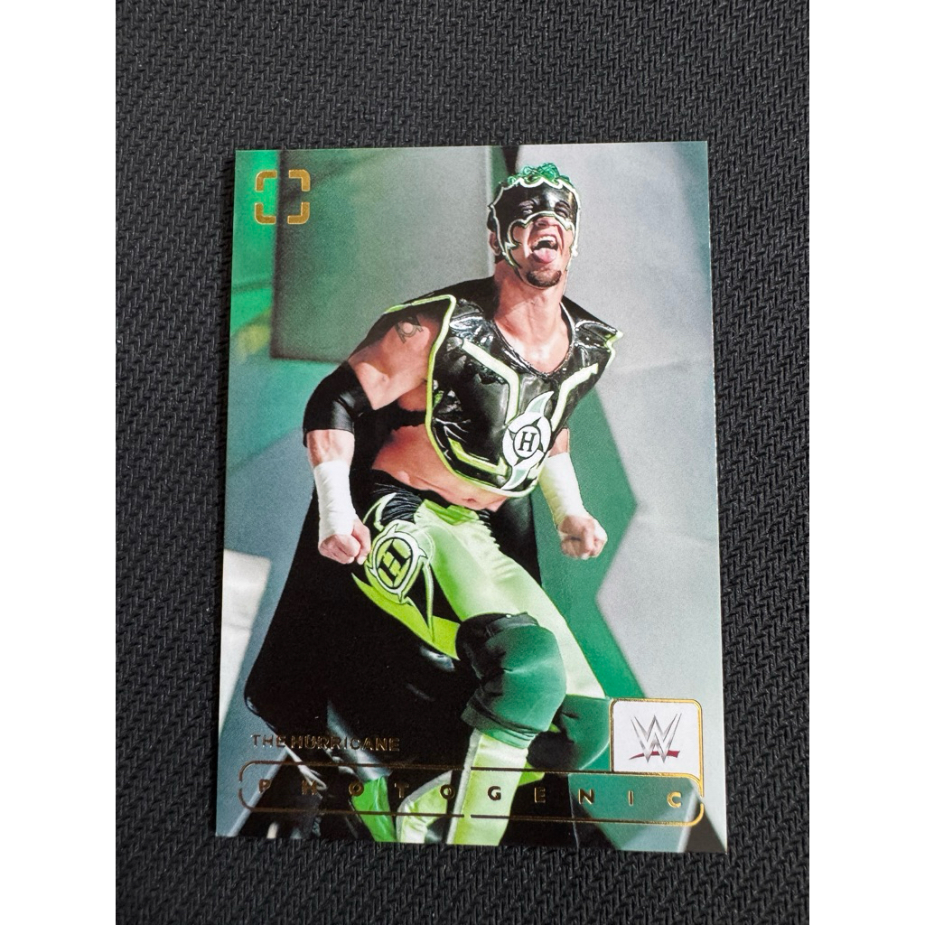 2024 การ์ด WWE Panini Photogenic The Hurrierance 176