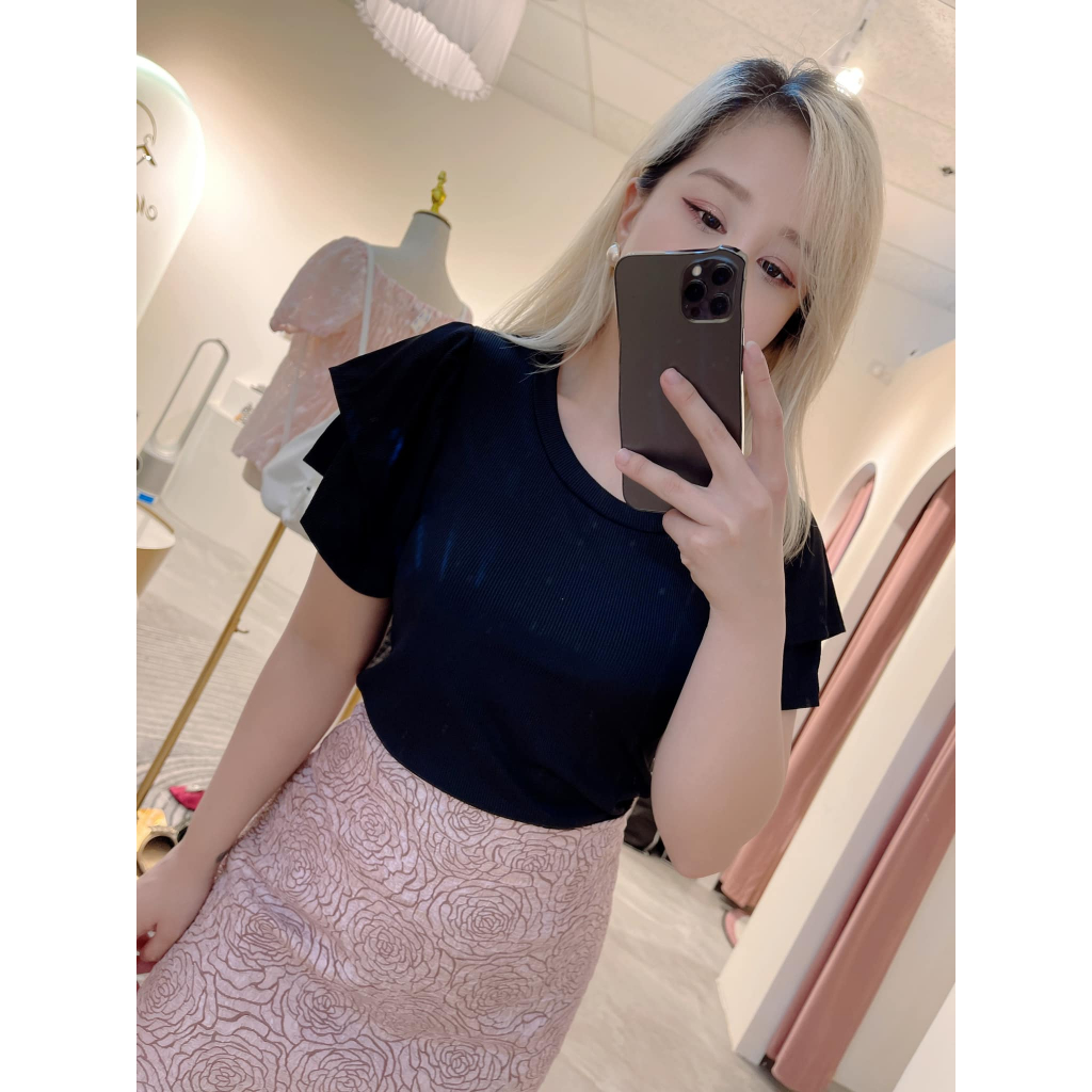 ️TO883 RUFFLE TOP***