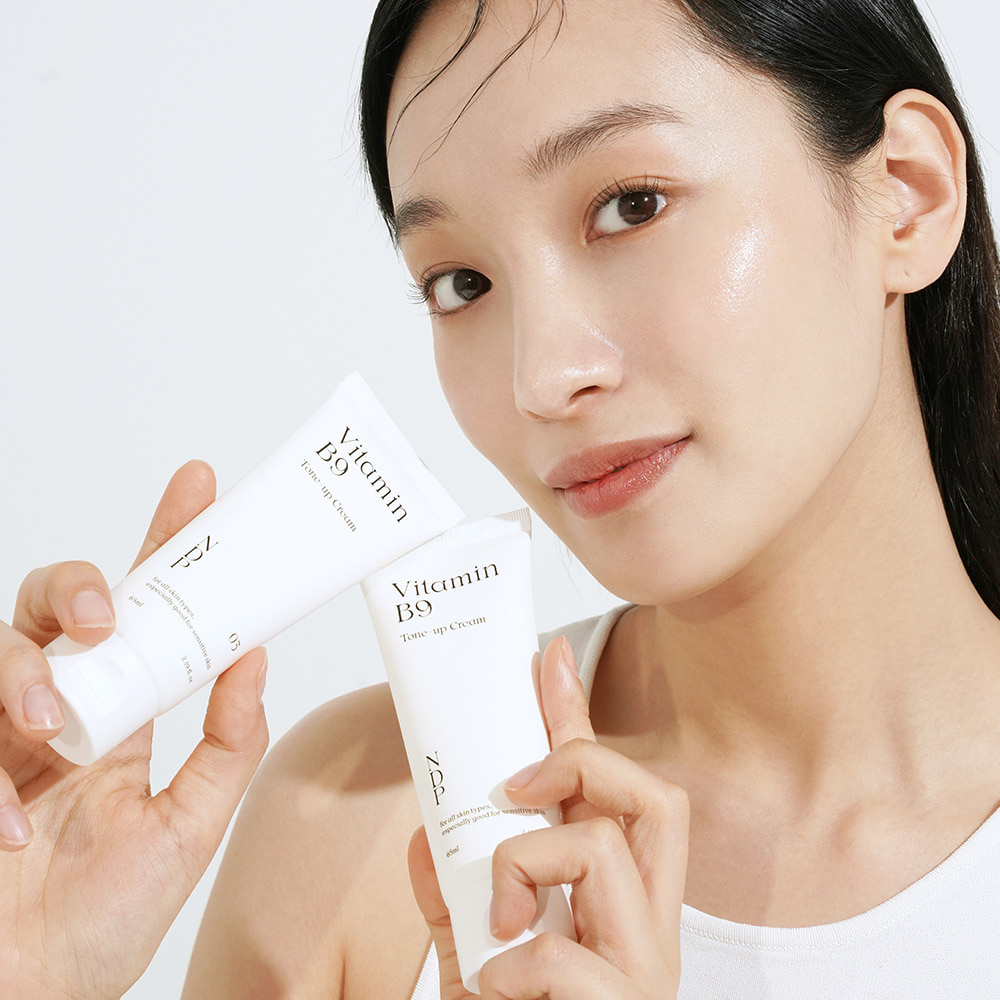 ครีมผิวขาว  NATURAL DERMA PROJECT Brightening Tone Up Cream Vitamin B9 Tone-Up Cream ครีมหน้าใส โทนอ