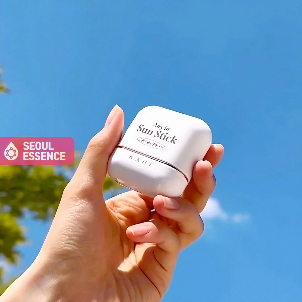 KAHI Airy Fit / Velvet Glow Sun Stick 14g - สินค้า 3 ชั้นสําหรับเพลิดเพลินไปกับฟรีในกิจกรรมที่ใช้งานภายใต้ The Hot Sun (แพ็คเกจใหม่)