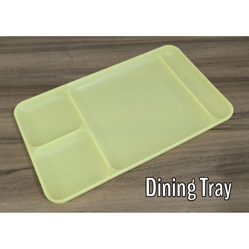 ถาดรับประทานอาหาร Tupperware 38.1cm(L) x 22.6cm(W) x 2.5cm(H)