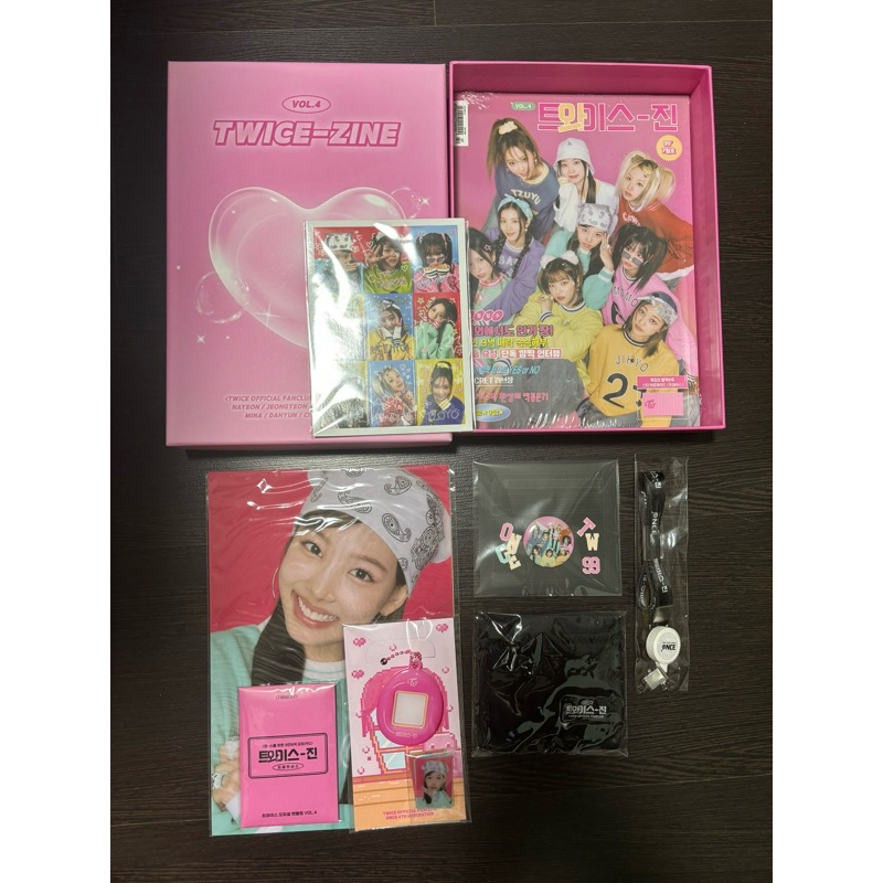 [MERCH] TWICE Membership 4 Twice-zine Vol 4 Photobook PC Poster