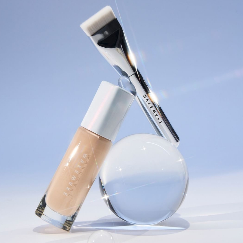 Wakemake รองพื้นเคลือบน้ําโกลว์