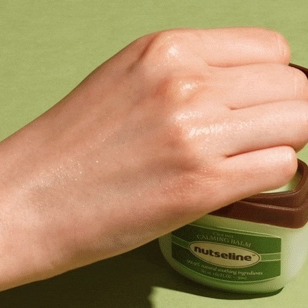 NUTSELINE Cica Nut Calming Balm 50ml บาล์มใบบัวบก ลดรอยแดง ปลอบประโลมผิวไหม้แดด อ่อนโยน ใช้ได้ทั้งครอบครัว สกินแคร์เกาหลี ราคา ถูกที่สุด ดีลบีเคเค แกลเลอรีภาพที่ 9