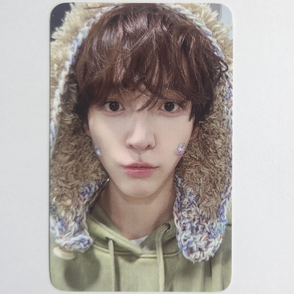 Donghyeon Pop Up Store Lucky Draw Photocard Kickflip Flip it Kick it