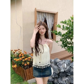 Vogue🌟พร้อมส่ง🌟 เสื้อสายเดี่ยวถักไหมพรม ดีเทลปลายทิ้ง ลวดลายเก๋ๆ (61800)