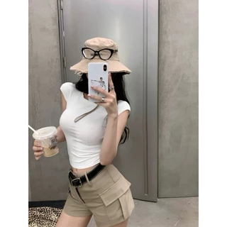 Vogue🌟พร้อมส่ง🌟 เสื้อครอปไหมพรมแขนสั้น เว้าหลัง มีฟองน้ำ ยืดตามตัว (FY5037)