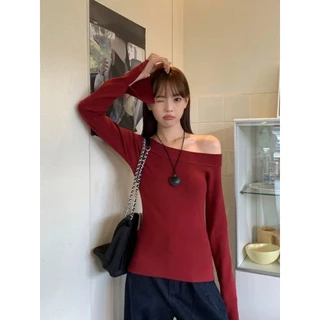 Vogue🌟พร้อมส่ง🌟 เสื้อไหมพรมแขนยาว เปิดไหล่ ผ้าร่องยืดตามตัว ใส่ง่าย (Z-Y76)