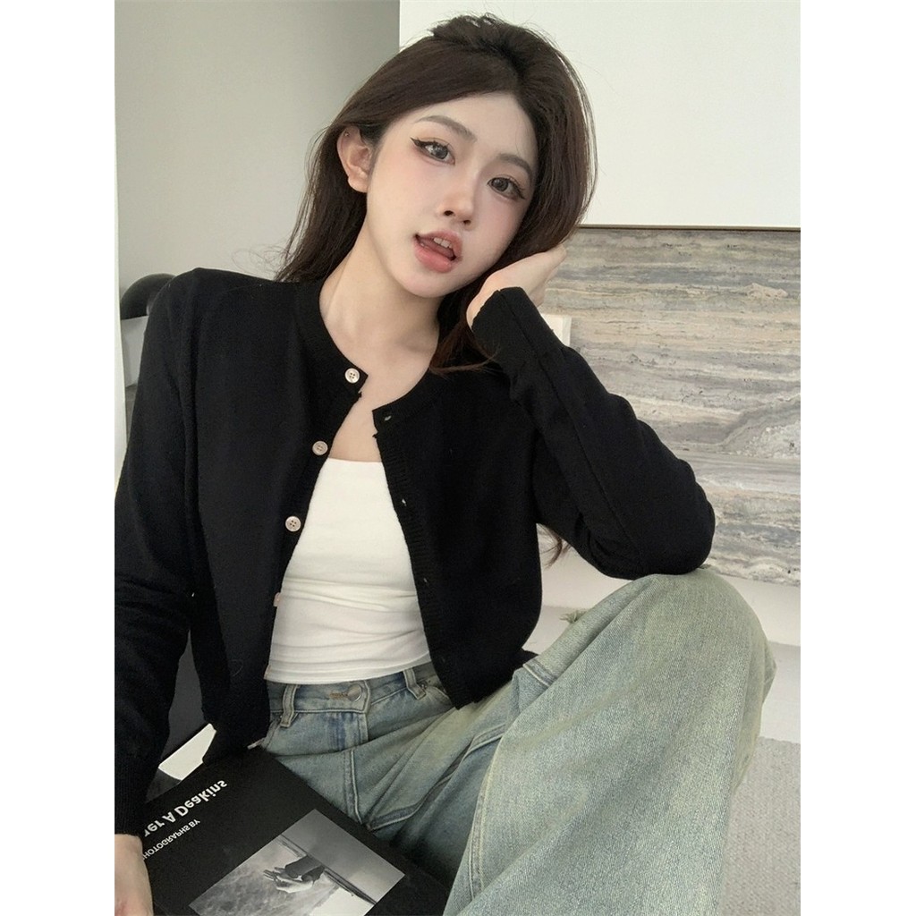 Vogue🌟พร้อมส่ง🌟 เสื้อคลุมไหมพรมแขนยาว คอกลม คาดิแกรนเกาหสีสีพื้น (D091) - รูปที่ 3