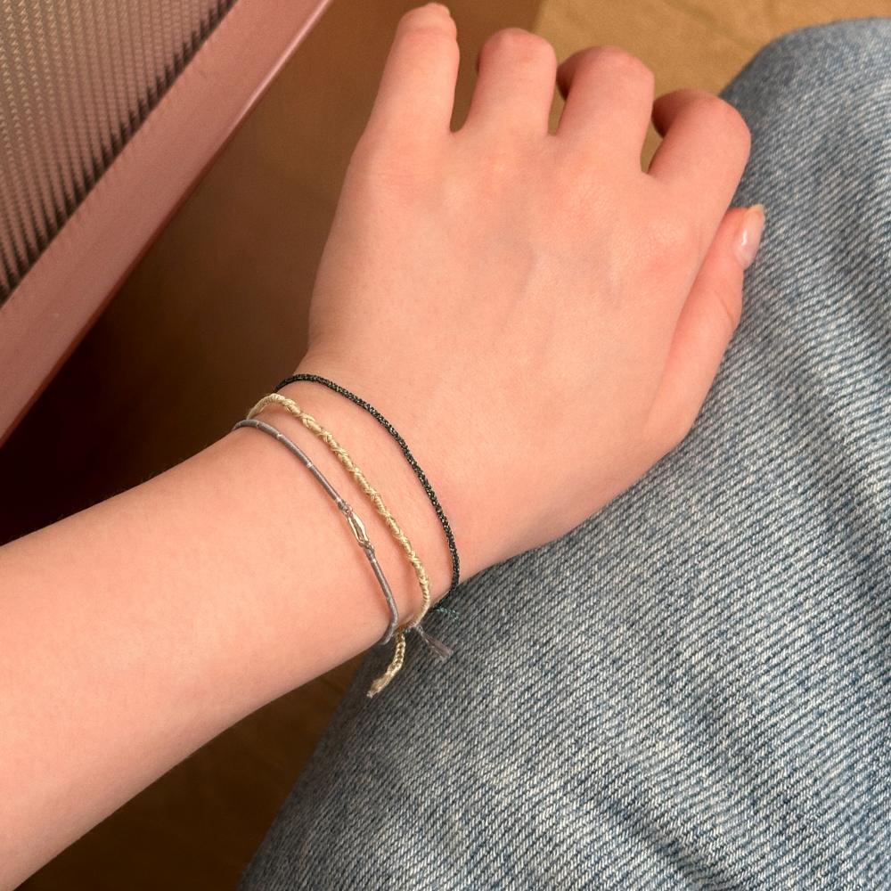 [CCNMADE] สร้อยข้อมือ แฮนด์เมด ด้ายอวยพรคู่ / มังกรเงิน (6 สี) - รูปที่ 5