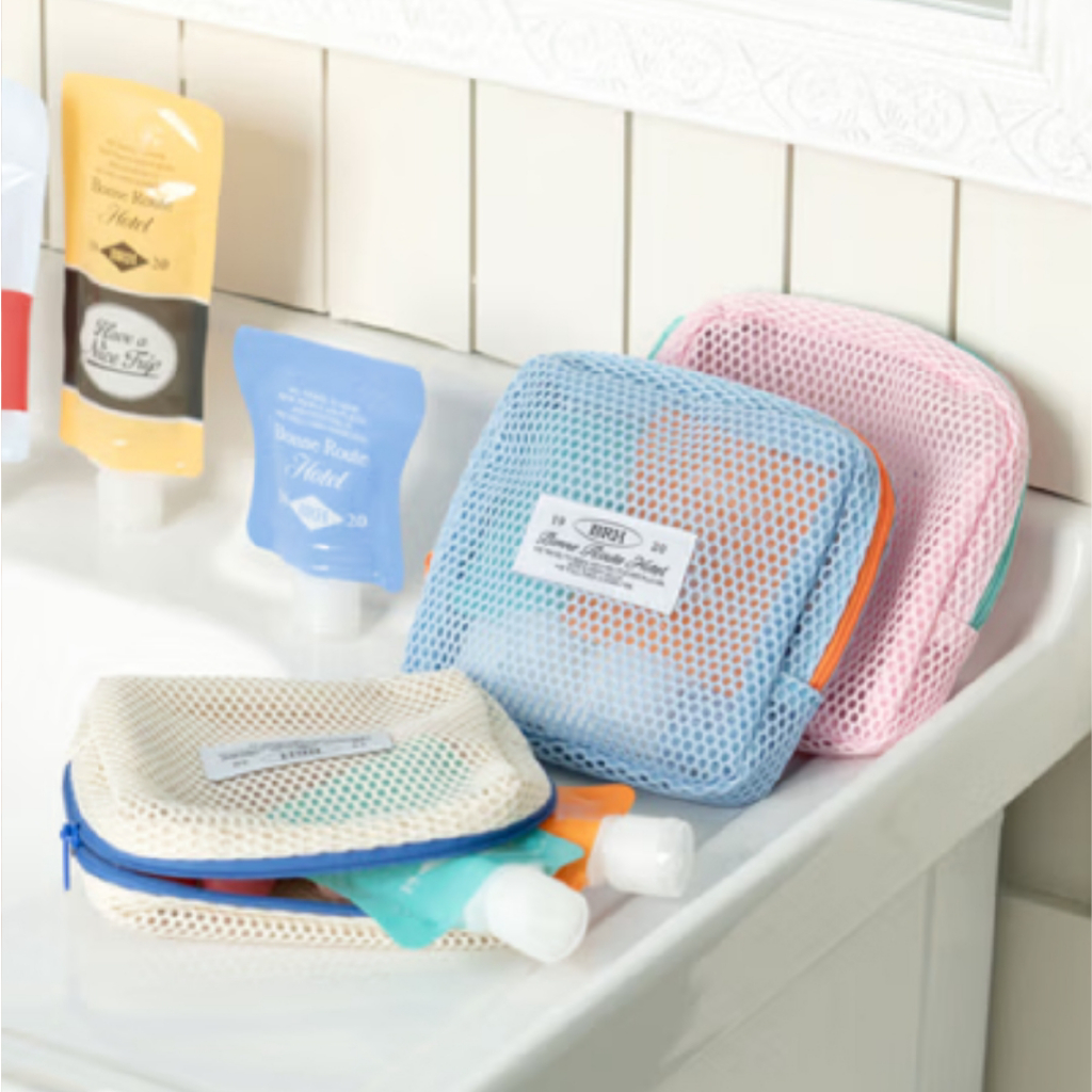 Daiso Korea Travel Mesh Square Pouch - สีชมพู