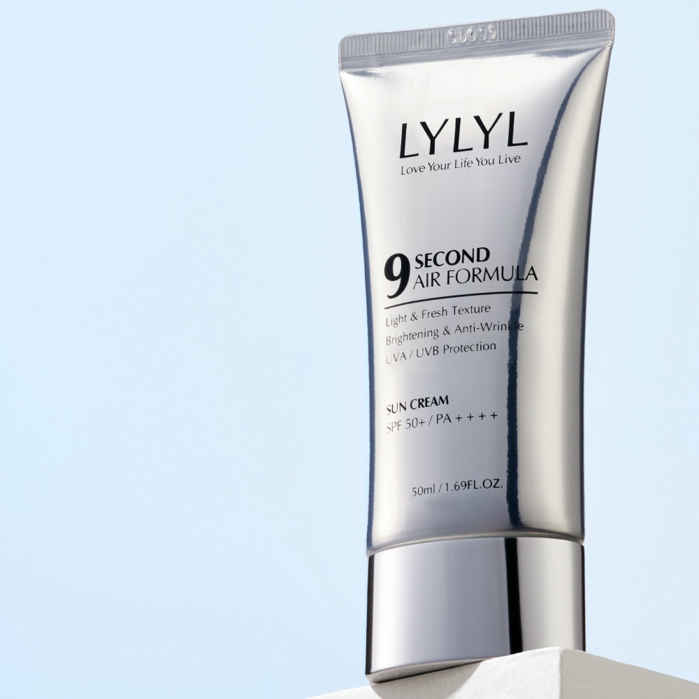 ต่อต้านริ้วรอย LYLYL 9 Second Air Formula 50ml - เนื้อสัมผัสเบาและสดชื่น / ปรับผิวกระจ่างใสและลดริ้วรอย / ปกป้องจาก UVA และ UVB / SPF 50+ PA++++