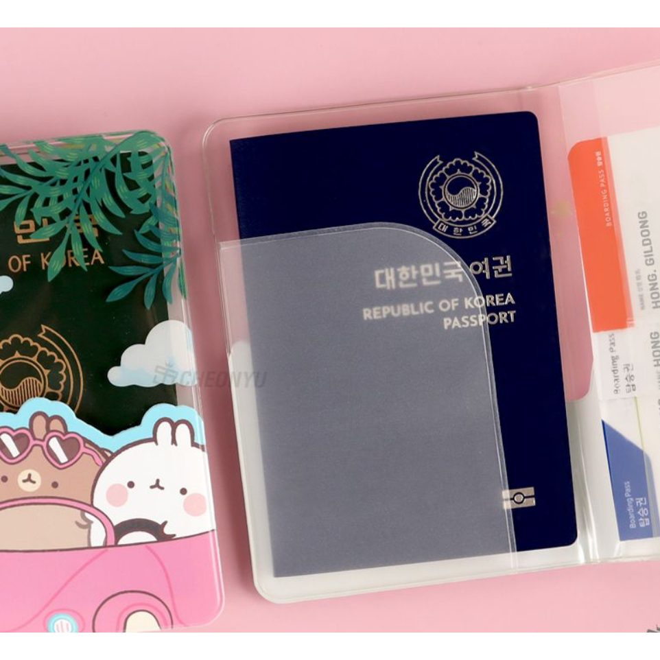 [Molang ] การออกแบบสุ ่ ม 1 น ่ ารักหนังสือเดินทางกระเป ๋ าเดินทางผู ้ ถือกระเป ๋ าเดินทางผู ้ ถือหนังสือเดินทางปกกระเป ๋ าสตางค ์ เดินทาง