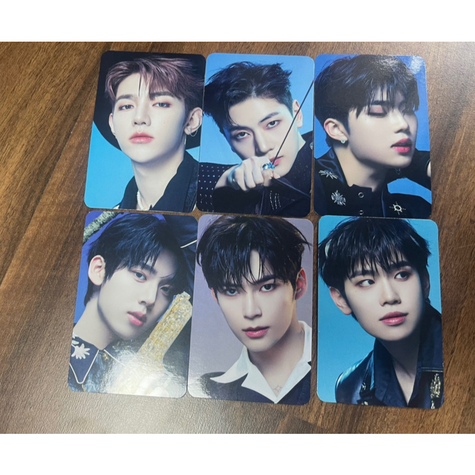 On HANDLOBASEONE ZB1 LINE FRIENDS 2024 Official POP UP STORE SPECIAL PHOTO CARD ver 1