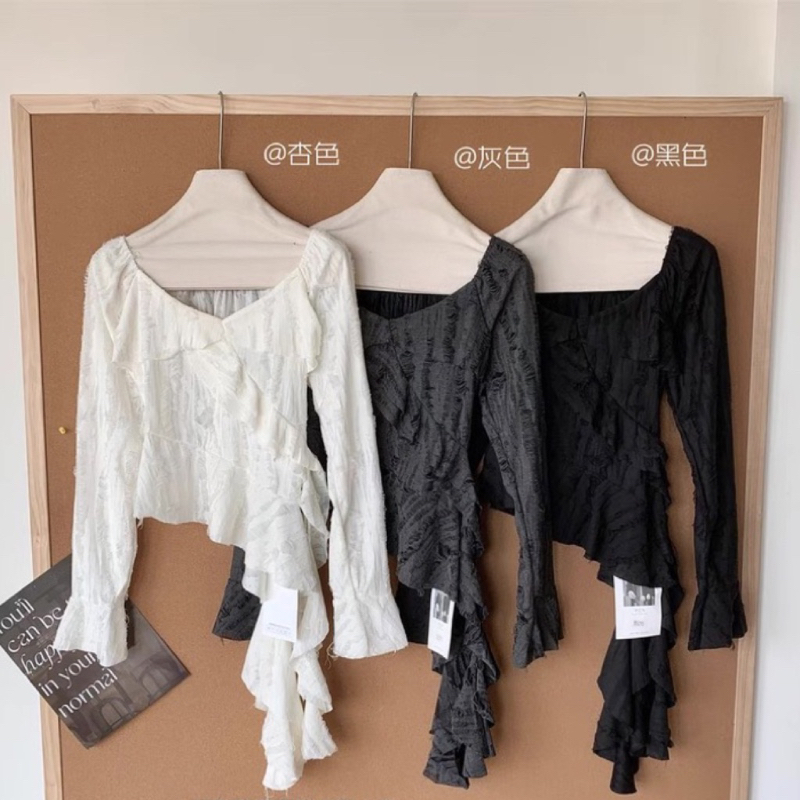 [SG INSTOCKS] Grunge Girl Ruffle Frills Textured Long Sleeve Top/blouse