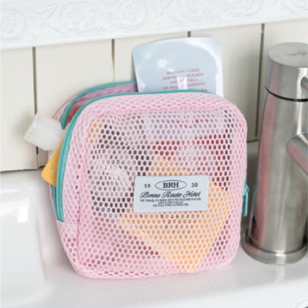 Daiso Korea Travel Mesh Square Pouch - สีชมพู