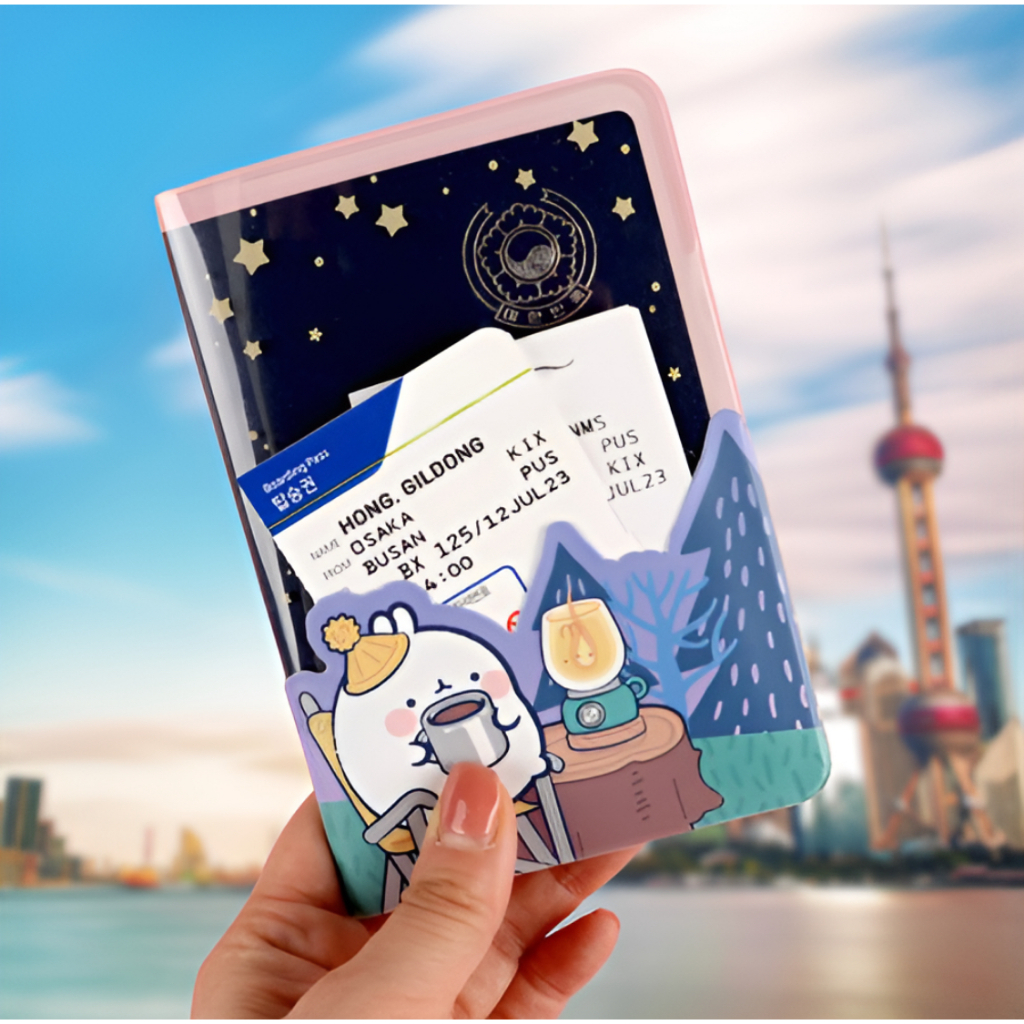 [Molang ] การออกแบบสุ ่ ม 1 น ่ ารักหนังสือเดินทางกระเป ๋ าเดินทางผู ้ ถือกระเป ๋ าเดินทางผู ้ ถือหนังสือเดินทางปกกระเป ๋ าสตางค ์ เดินทาง