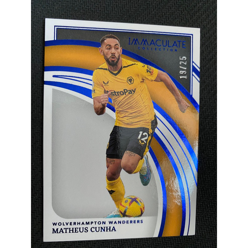 Panini Soccer Card 2022 Immaculate Collection Matheus Cunha Wolverhampton Wanderers 198 Sapphire /25